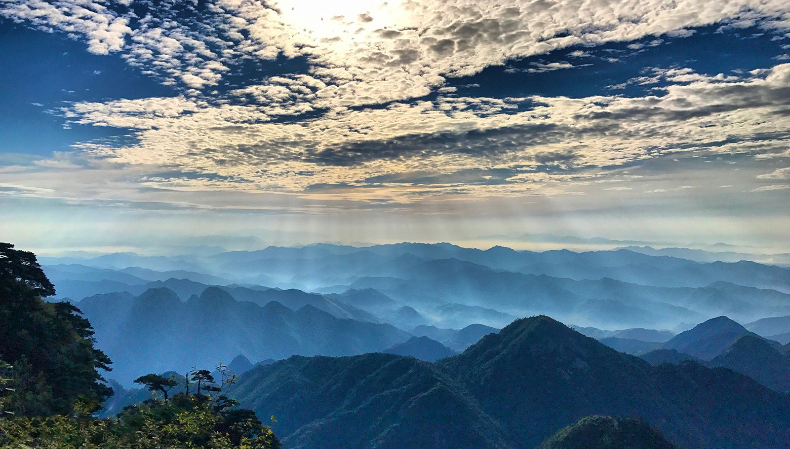 五台山景区可以坐直升机朝台了,五台山救援机